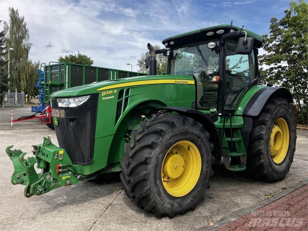 John Deere 8335R Tracteur