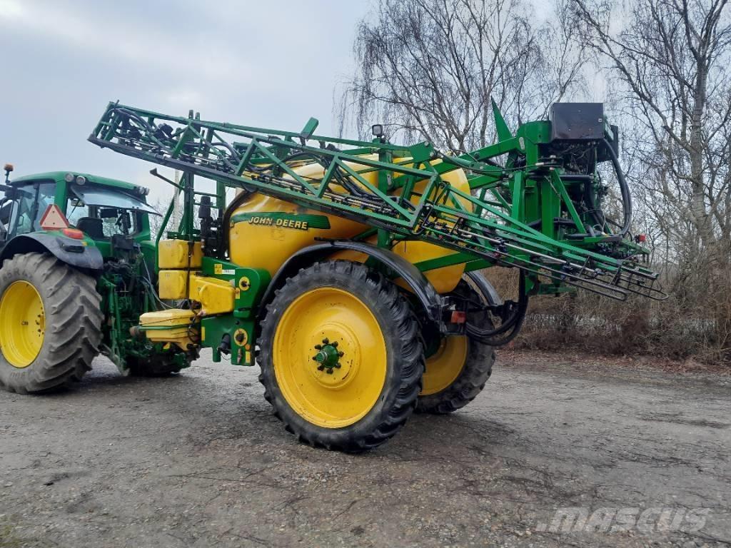 John Deere 840 Pulvérisateurs traînés