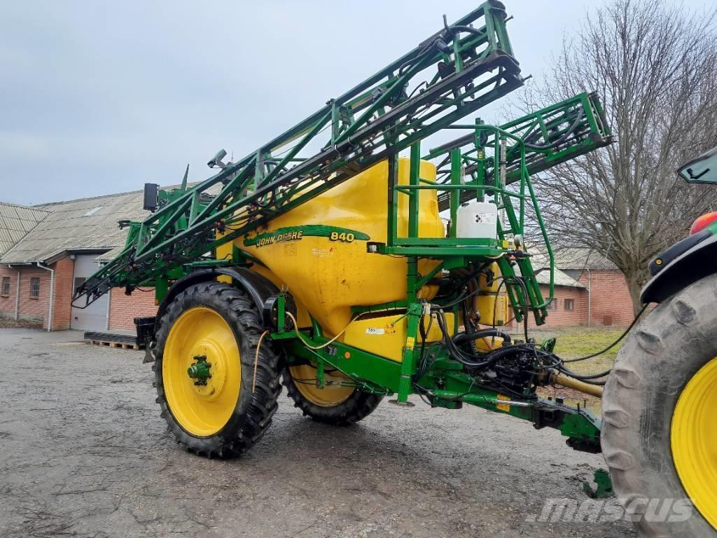 John Deere 840 Pulvérisateurs traînés