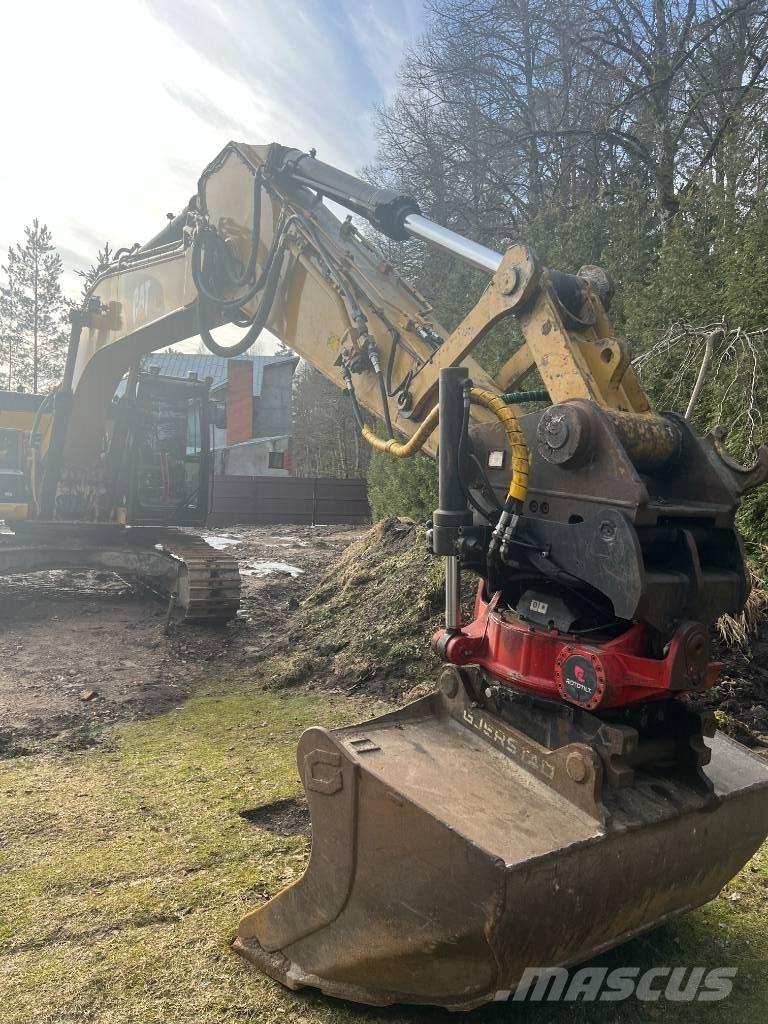 CAT 324 E LN Pelle sur chenilles