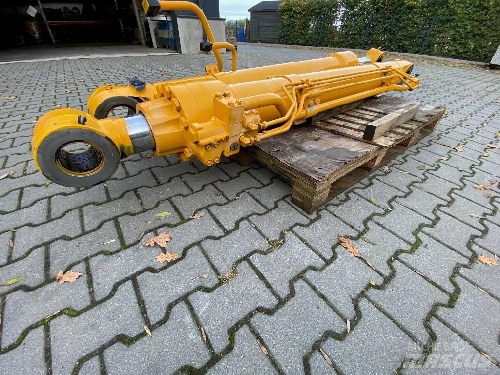 CAT 349 E Parts Pelle sur chenilles