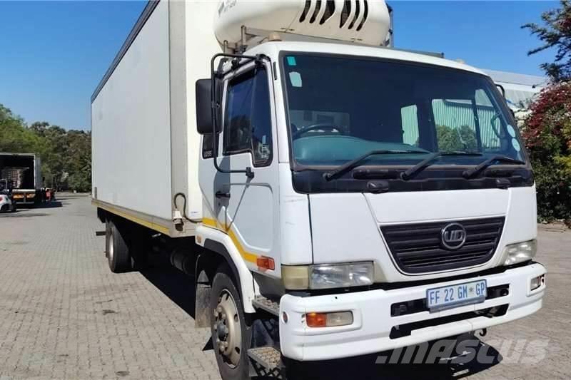   Autre camion
