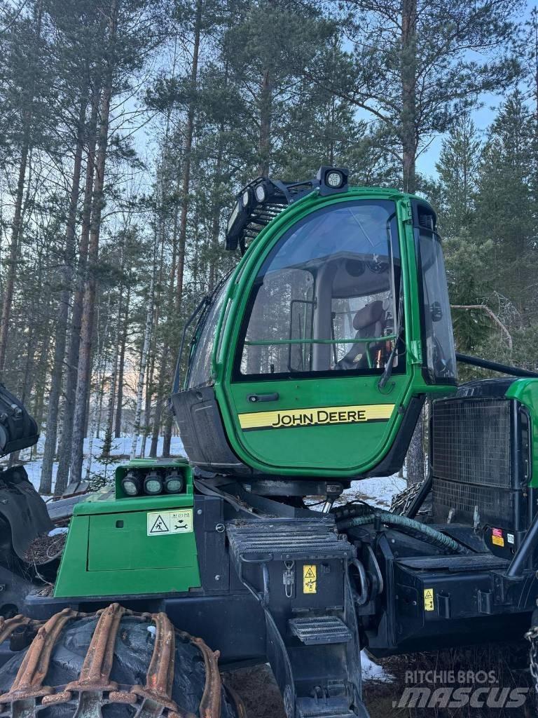 John Deere 1170 E Abatteuse