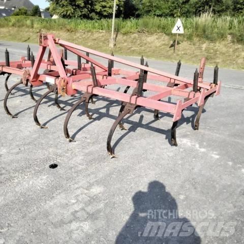  EBRA POUSSÉ Déchaumeur, cultivateur