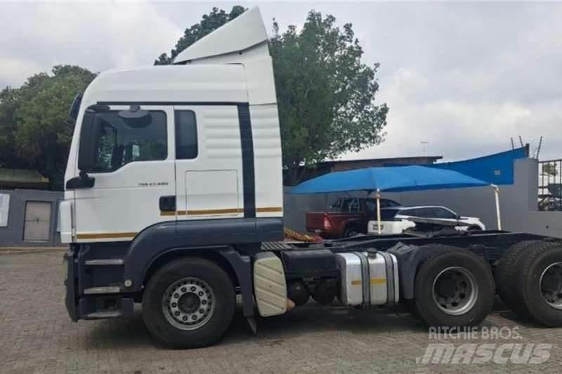 MAN 27.480 Autre camion