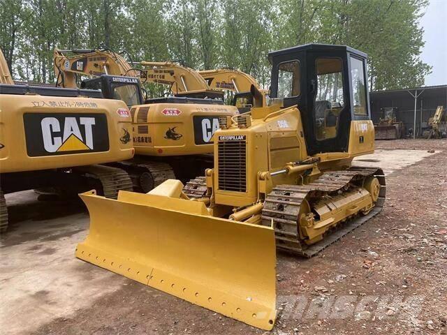 CAT D5G Bouteurs sur chenilles