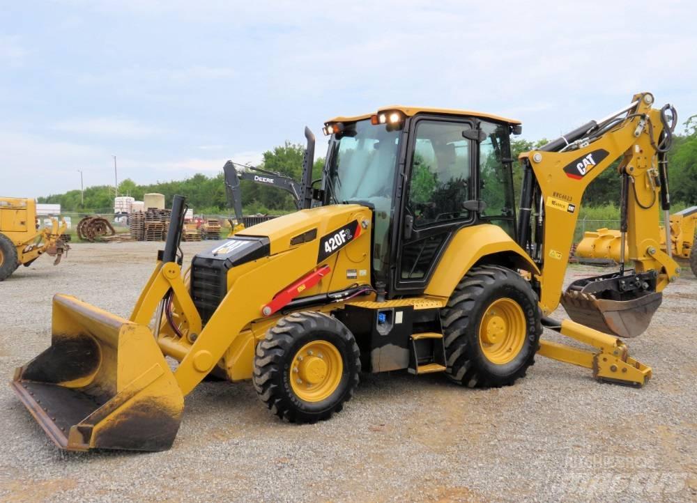 CAT 420F2 Tractopelle