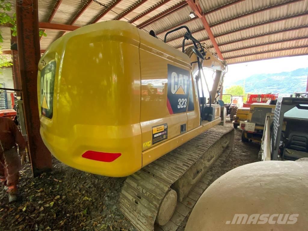 CAT 323 07B Pelle sur chenilles
