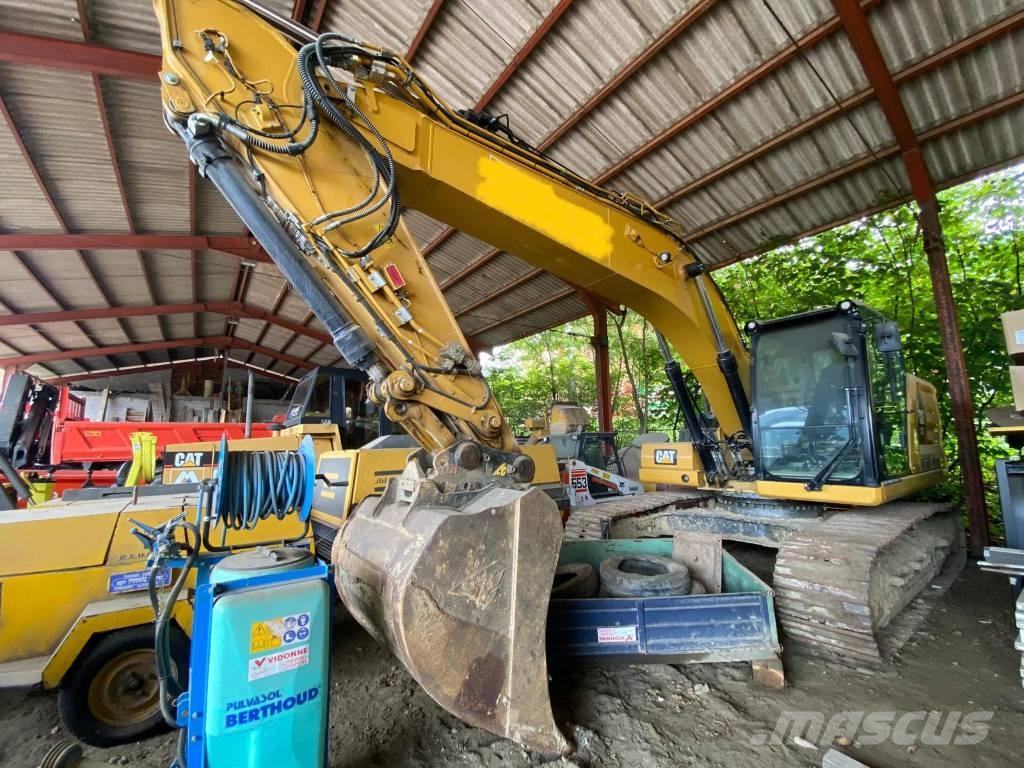 CAT 323 07B Pelle sur chenilles