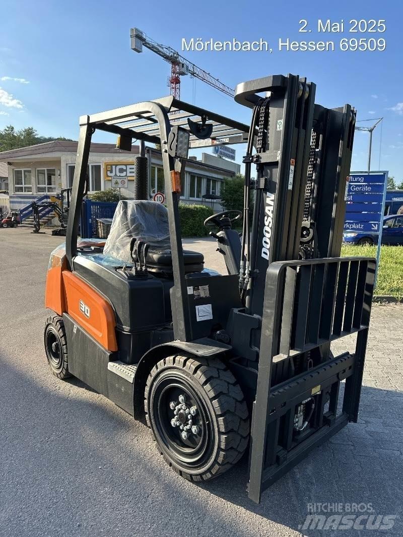 Doosan D30NXP Chariots diesel