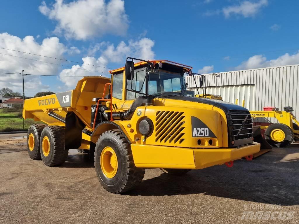Volvo A 25 D Tombereau articulé