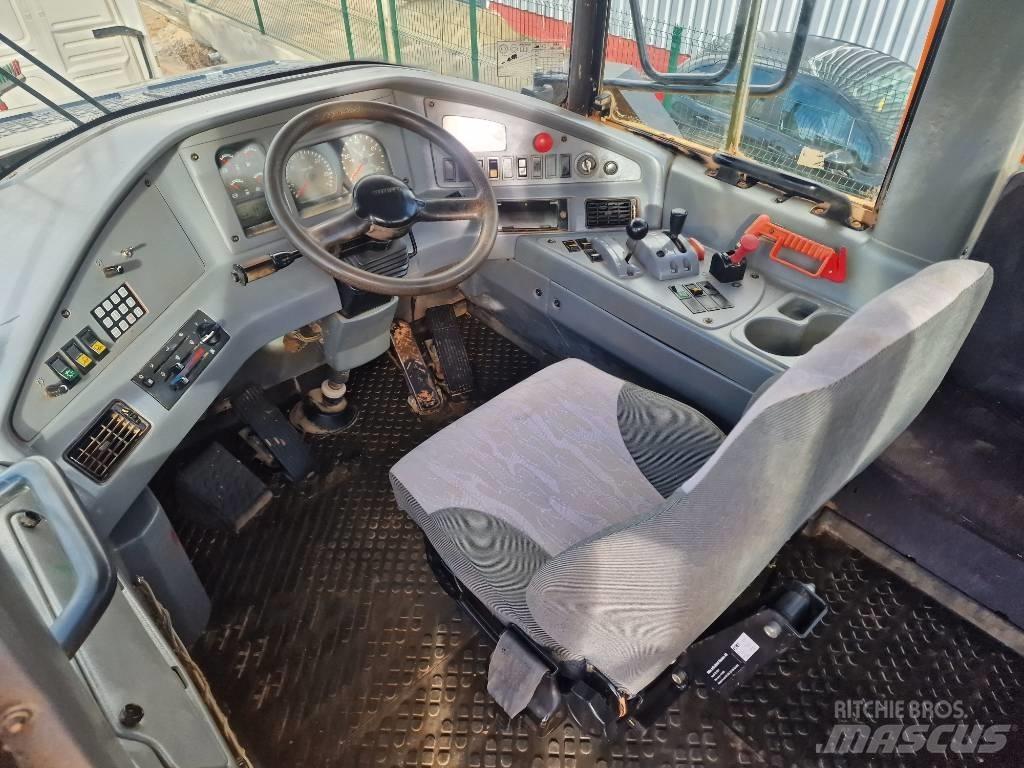 Volvo A 25 D Tombereau articulé