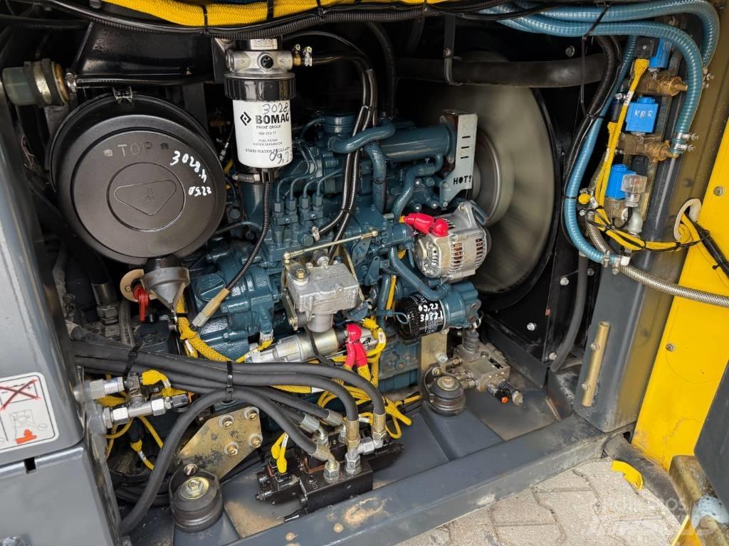 Bomag BW 154 ACP-4 Rouleaux monocylindre