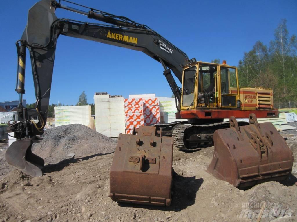 Åkerman H 14 B Pelle sur chenilles