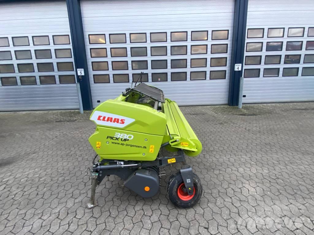 CLAAS Pick Up 380 Ensileuse automotrice