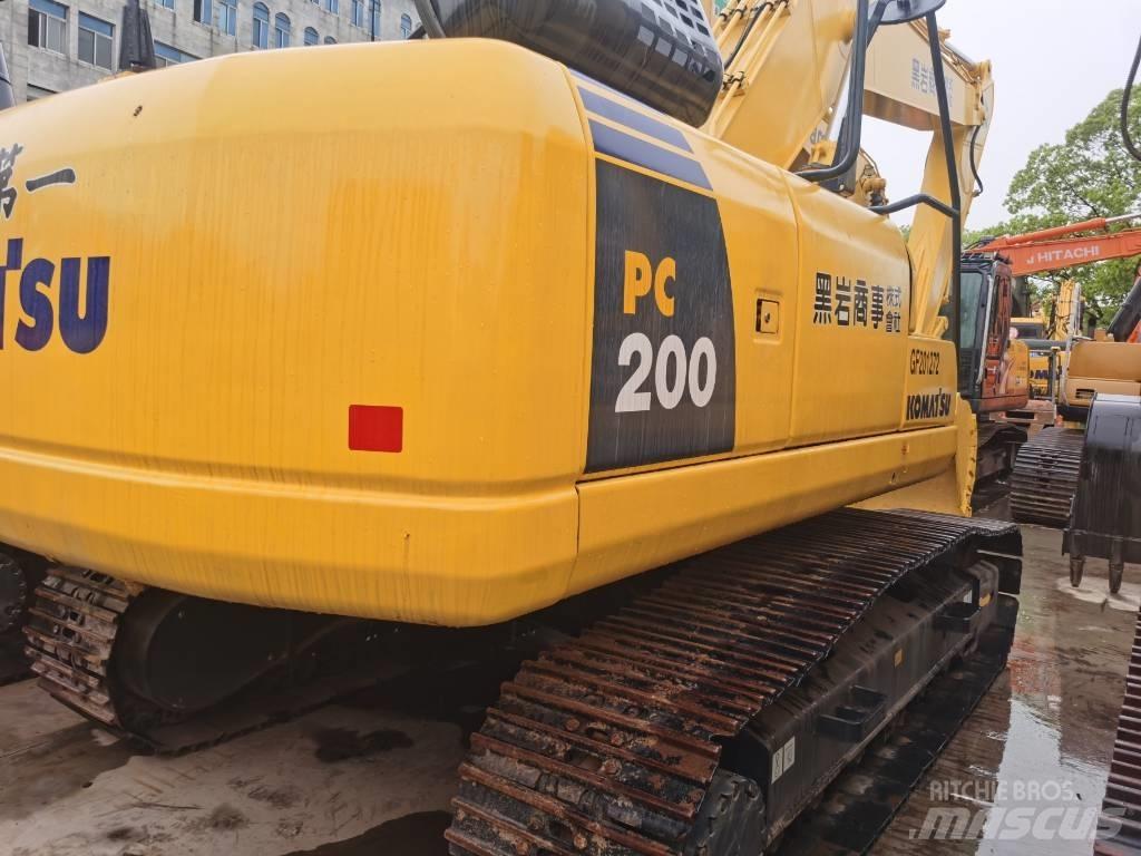 Komatsu PC 200-8 Pelle sur chenilles