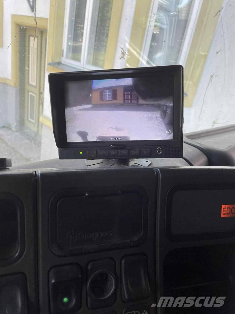 Scania 124 C 420 Camion ampliroll