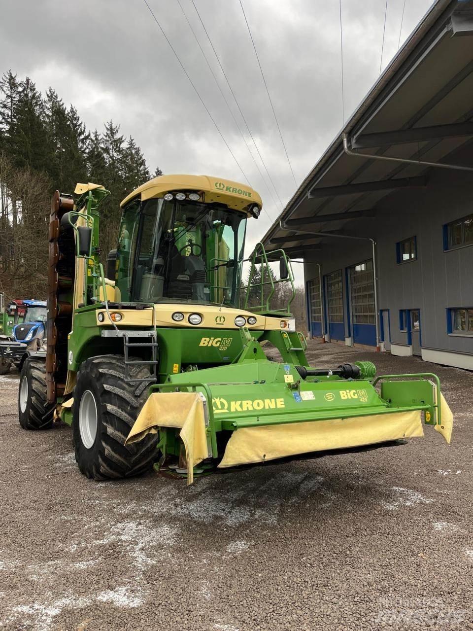 Krone Big M 420 CV Faucheuse andaineuse automotrice
