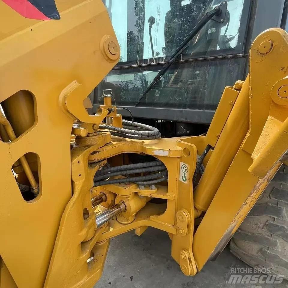 CAT 420 F Tractopelle