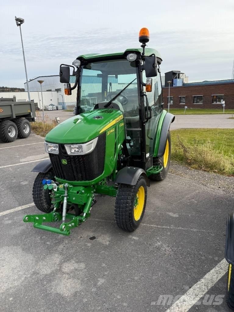 John Deere 3046 R Micro tracteur