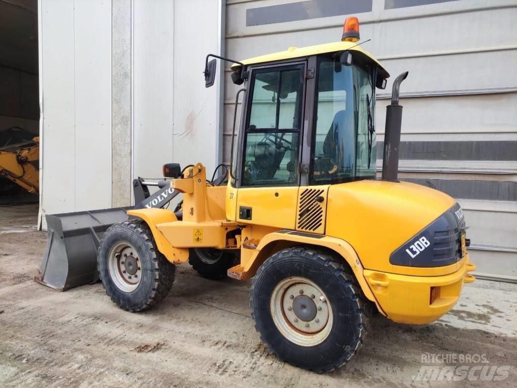Volvo L 30 B Chargeuse sur pneus