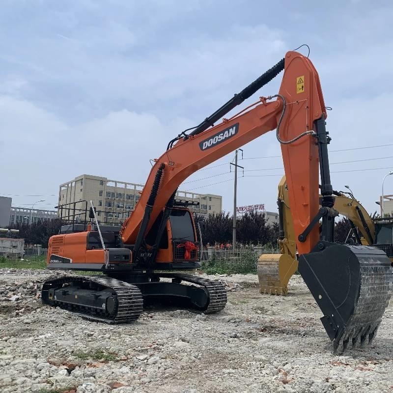 Doosan DX 300 Pelle sur chenilles