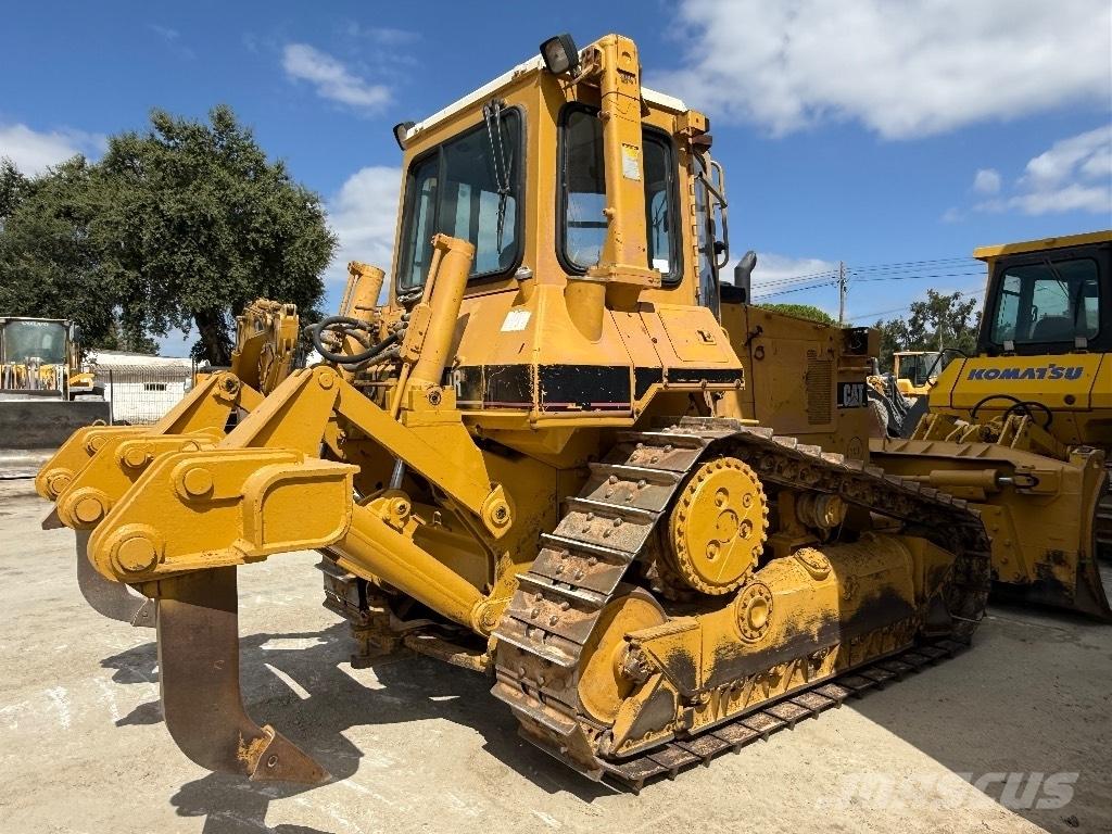 CAT D 5 H Bouteurs sur chenilles