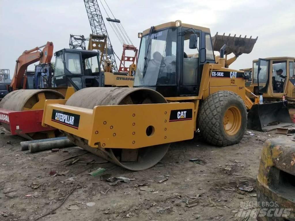 CAT CS-583C Rouleaux monocylindre