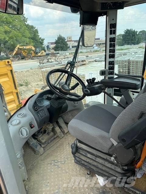  2017 L120H Chargeuse sur pneus