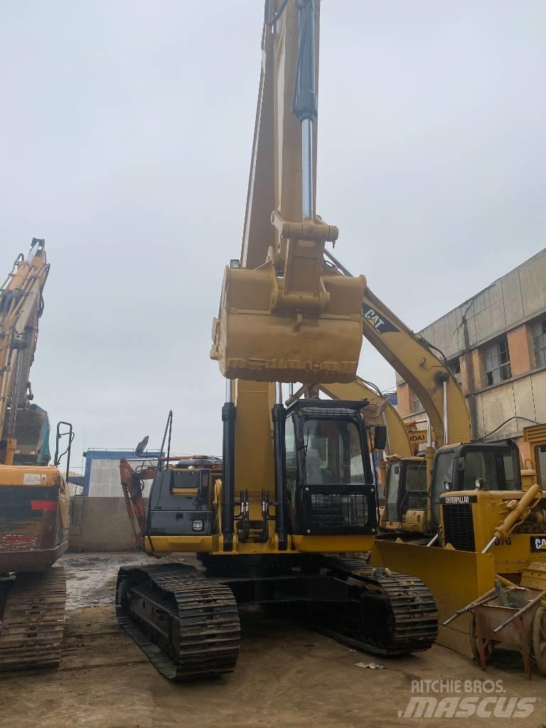 CAT 330 D Pelle sur chenilles