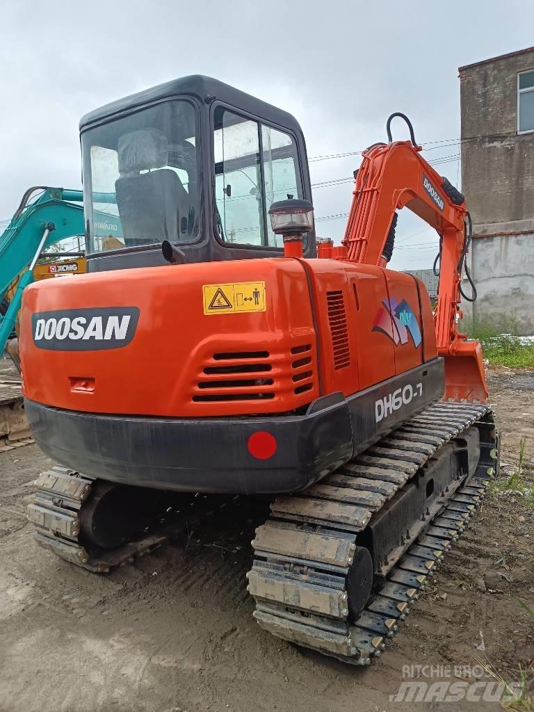 Doosan DH 60 Mini pelle < 7t
