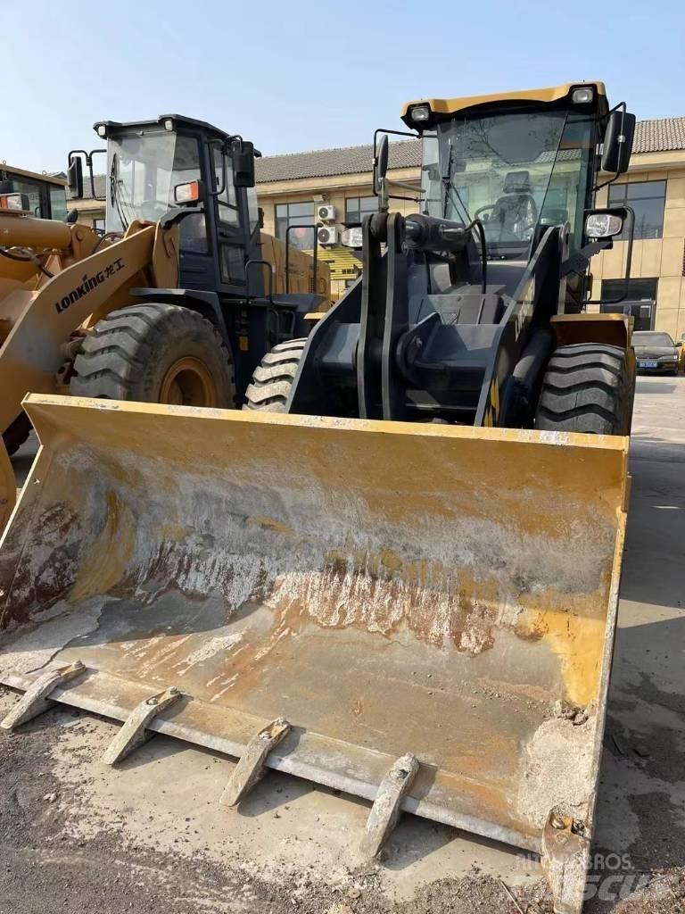 XCMG LW 300 FV Chargeuse sur pneus