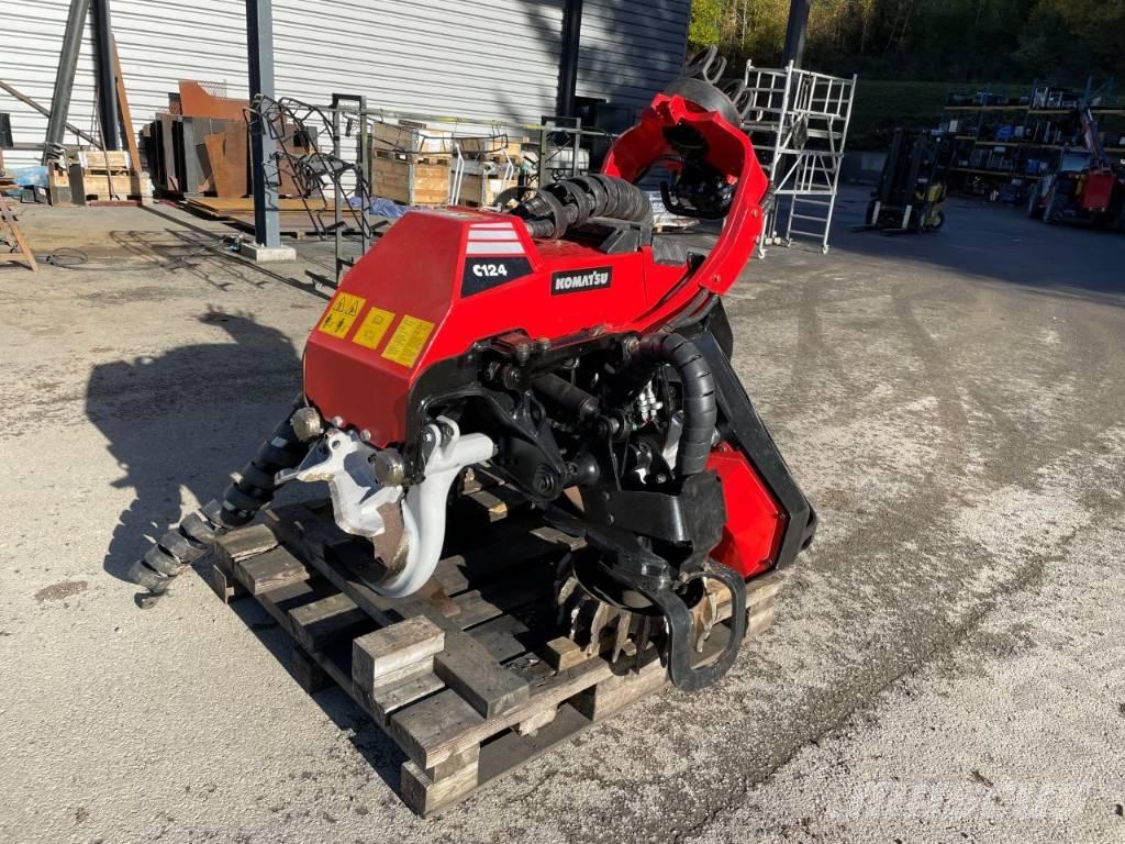 Komatsu C 124 Abatteuse