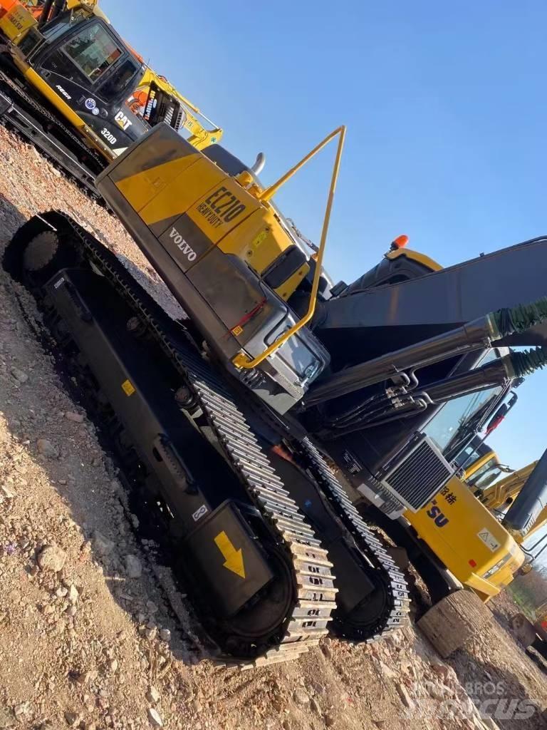 Volvo EC 210 D Pelle sur chenilles