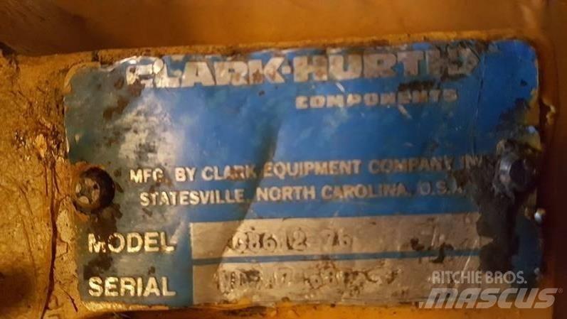 Michigan Clark Hurth Essieux