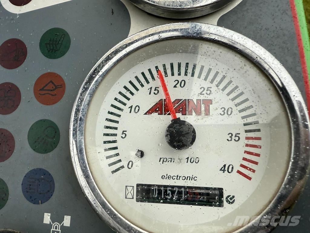 Avant 635 Chargeuse sur pneus