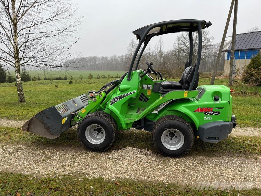 Avant 635 Chargeuse sur pneus