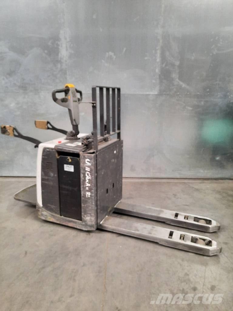 UniCarriers PMR 200 Transpalette accompagnant porté debout