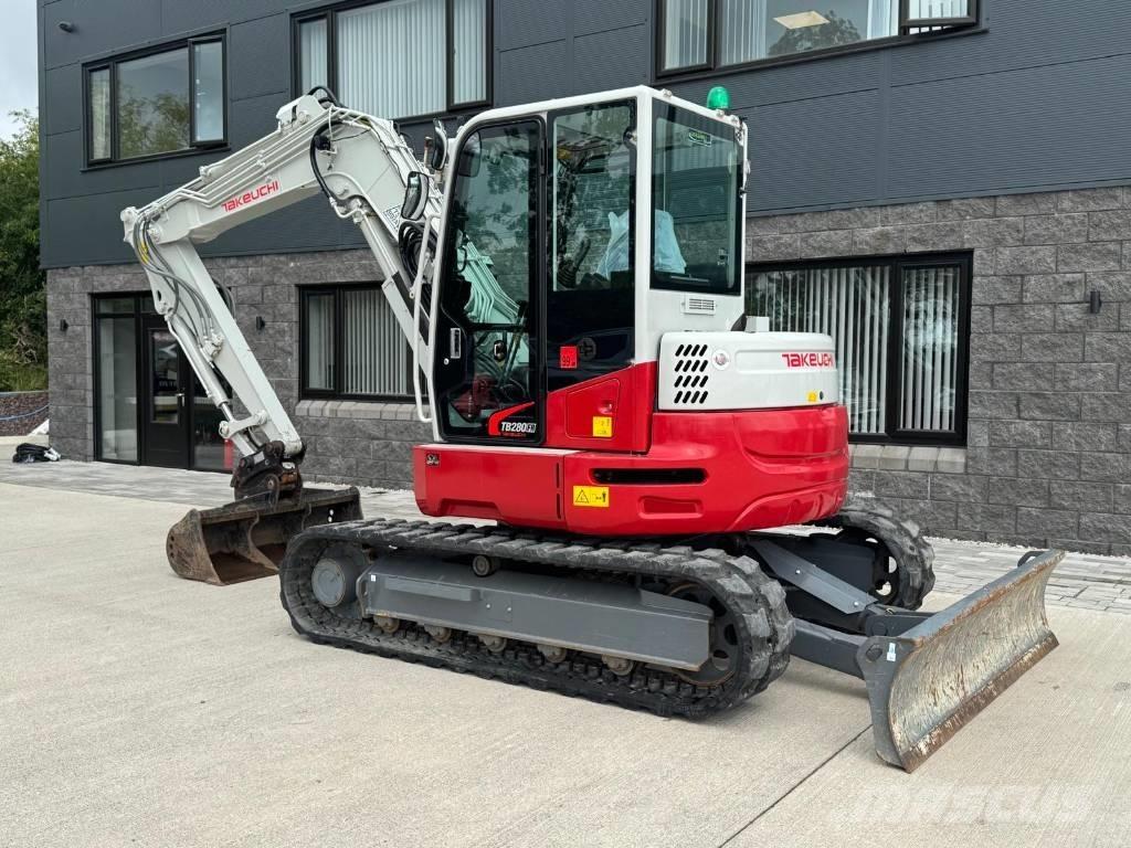 Takeuchi TB 280 FR Mini pelle 7t-12t