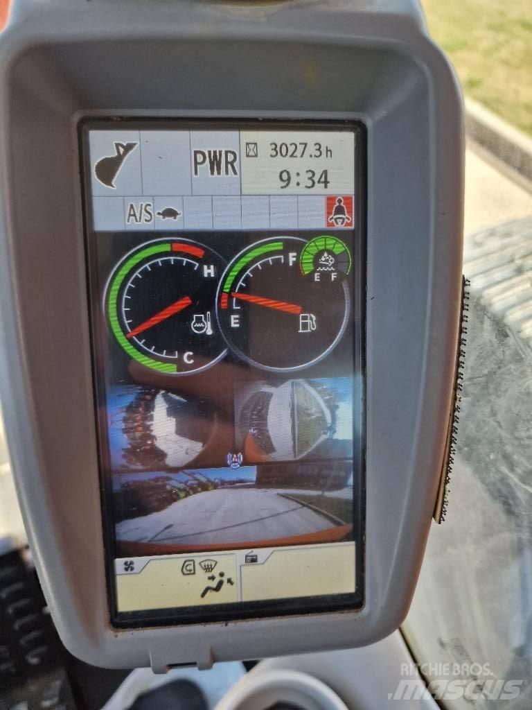 Hitachi ZX 210 LC-6 Pelle sur chenilles