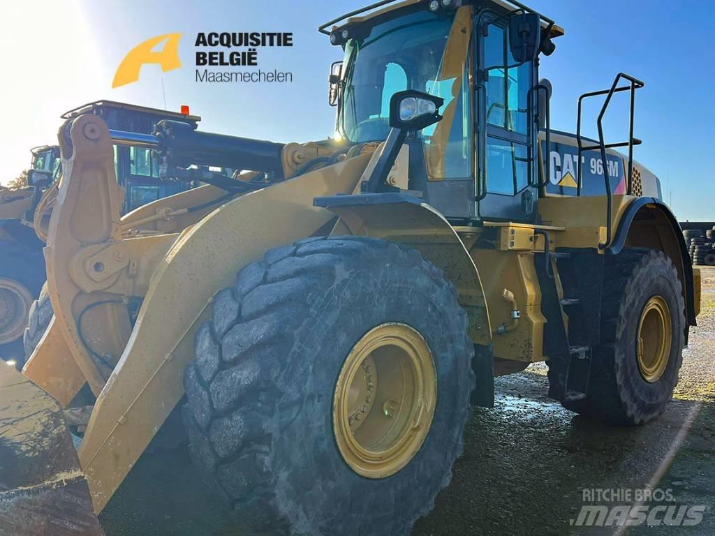 CAT 966 M Chargeuse sur pneus