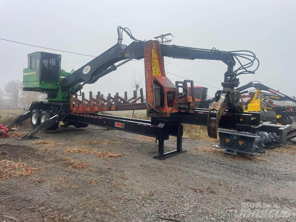 John Deere 437 D Chargeuse forestière