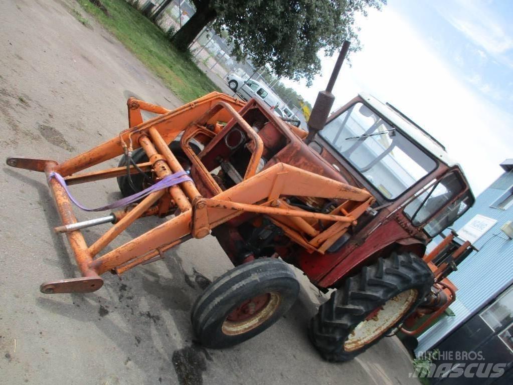 IH 523 Tracteur