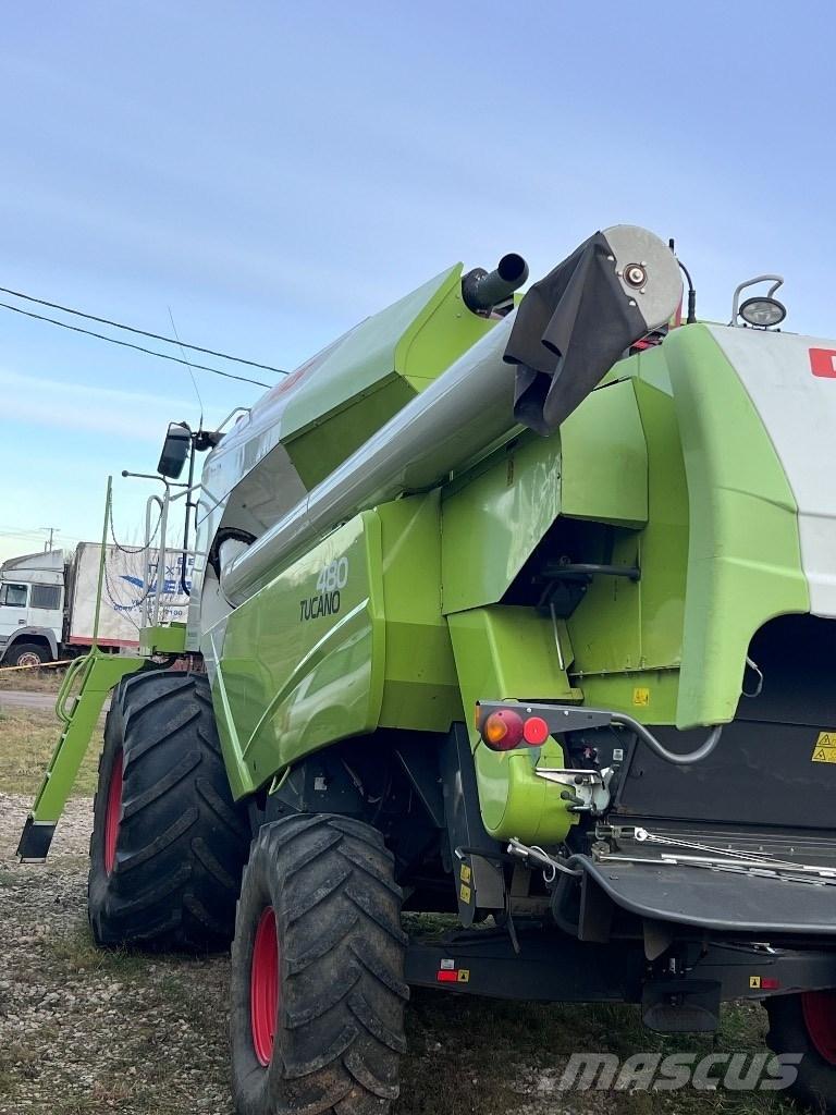 CLAAS Tucano 480 Moissonneuse batteuse