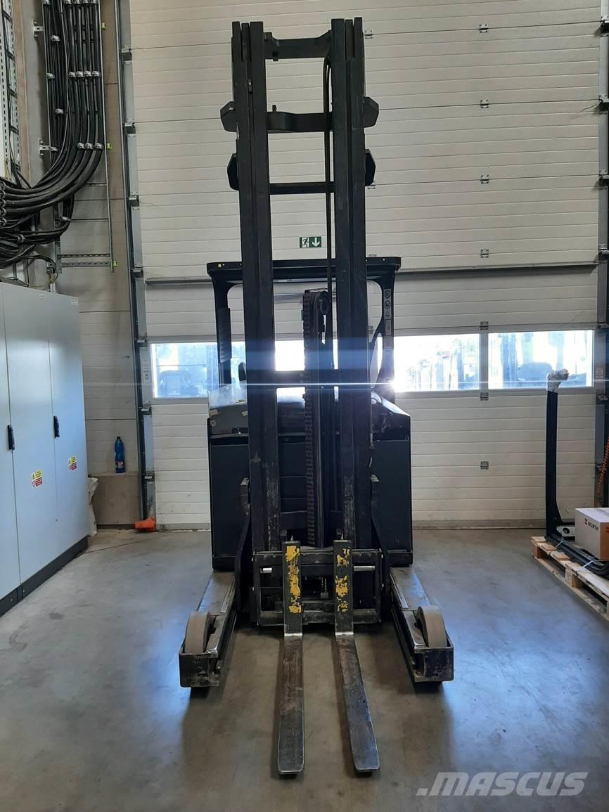 Yale MR16H Chariot à mât rétractable