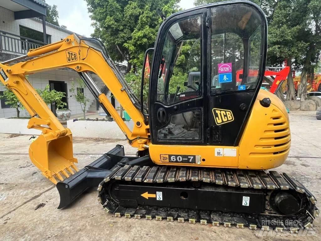 JCB 8052 ZTS Pelle sur chenilles