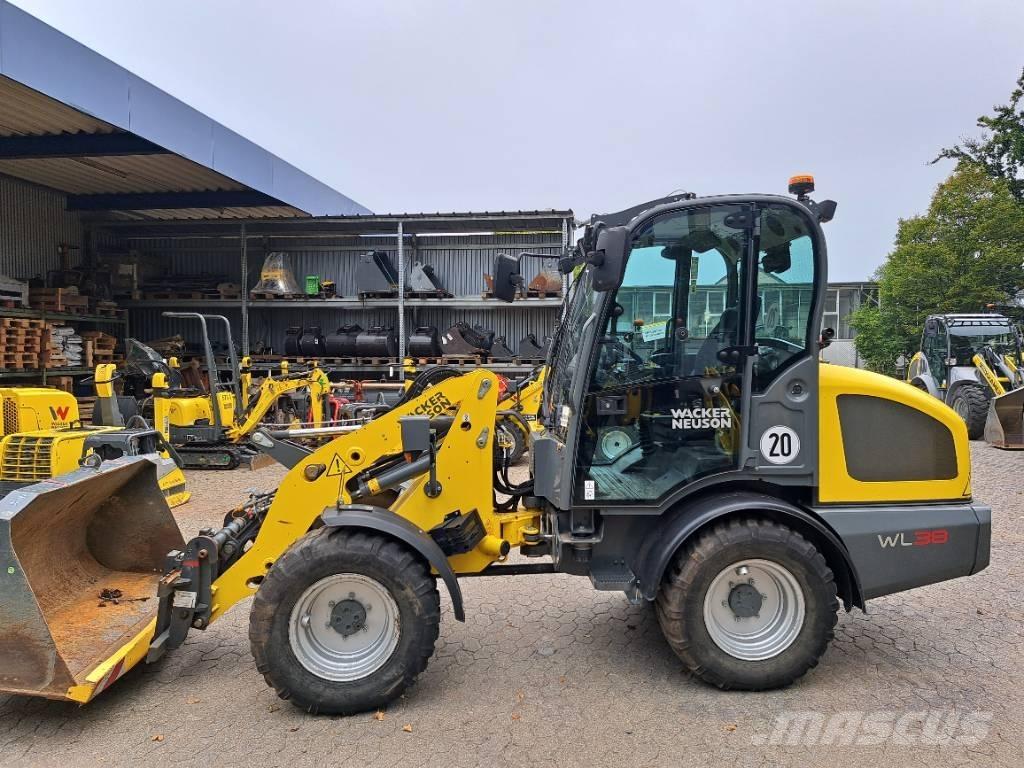 Wacker Neuson WL38 Chargeuse sur pneus