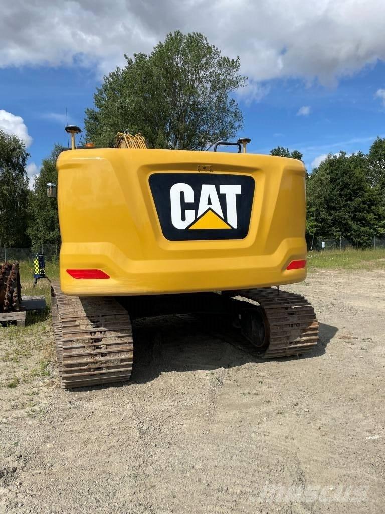 CAT 323 Pelle sur chenilles