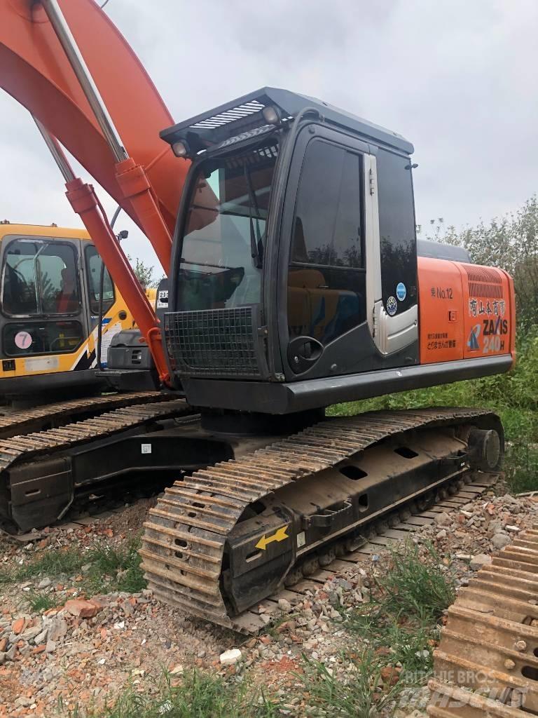 Hitachi ZX 240 Pelle sur chenilles