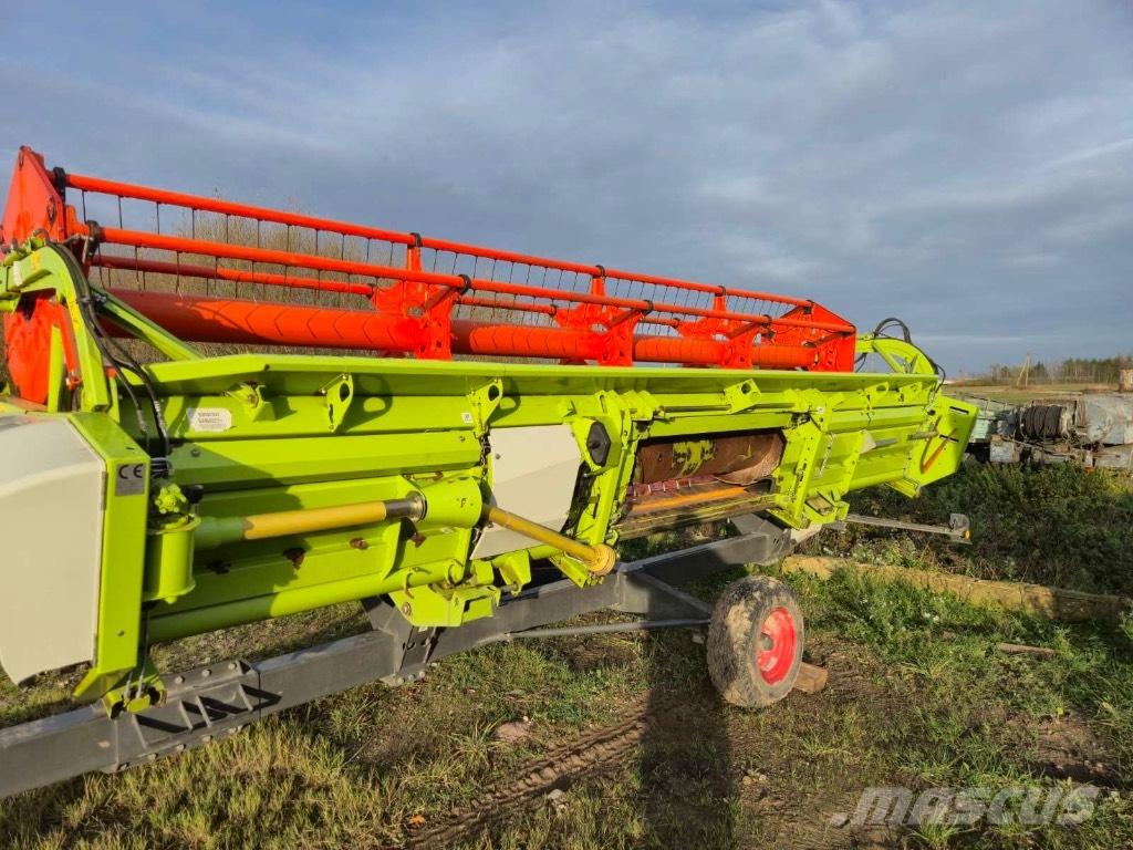 CLAAS Lexion 650 Moissonneuse batteuse